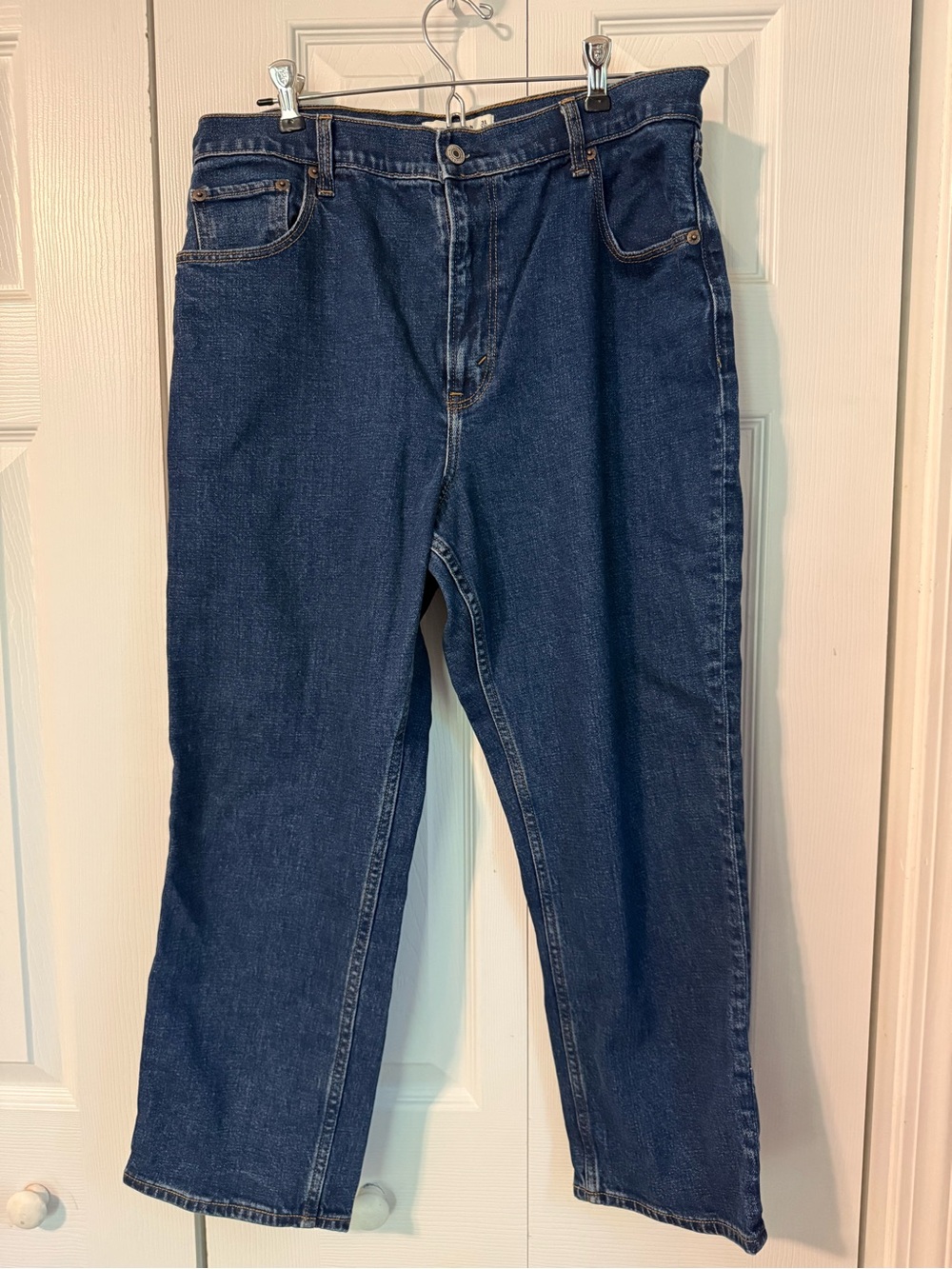 A&F Ankle Straight Ultra High Rise Jeans Curve Love 12S
